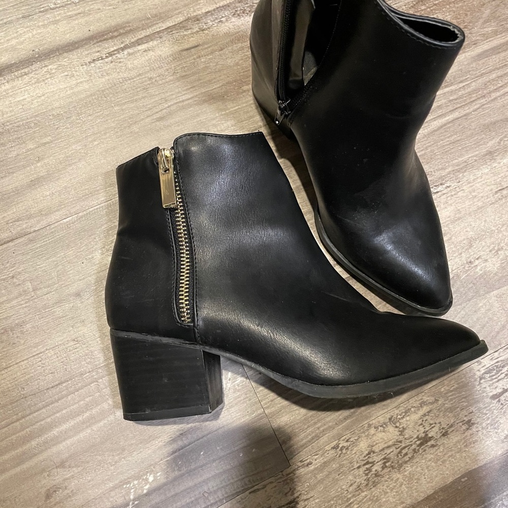 Lulu’s ankle bootie